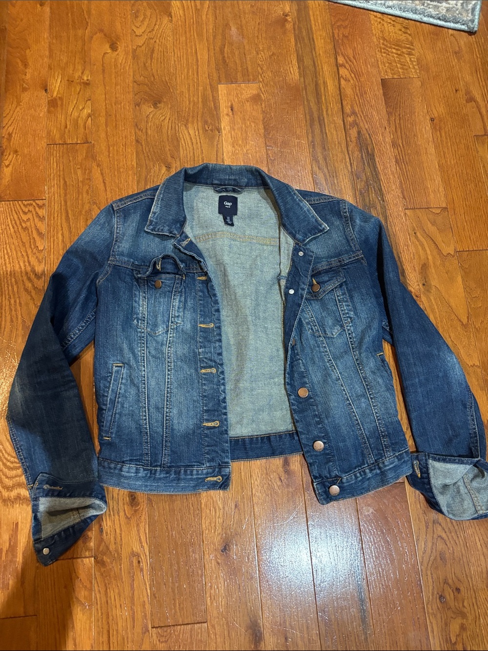 GAP Women's Dark Blue Denim Trucker Jacket